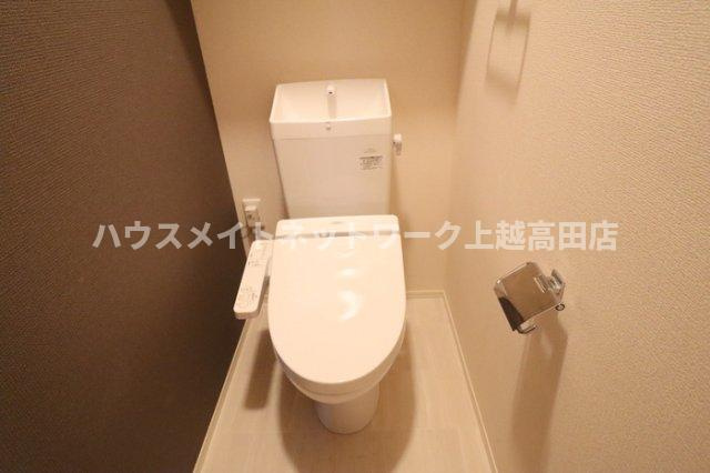 ラ・プラージュのトイレ|温水洗浄暖房便座