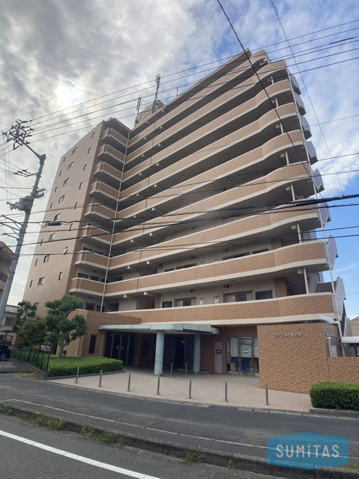 松山市東石井５丁目にあります、1997年築10階建のマンションです♪
