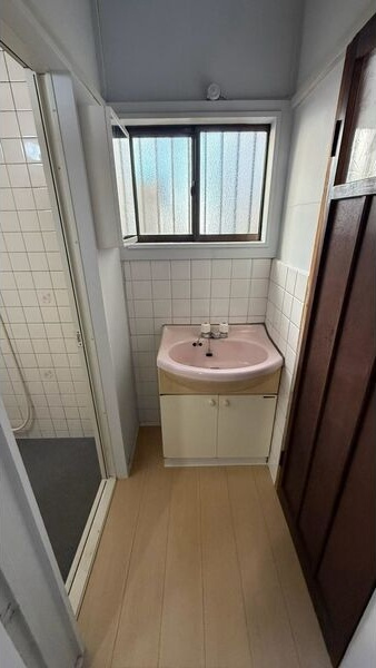 浜田町戸建アパートメントの洗面所