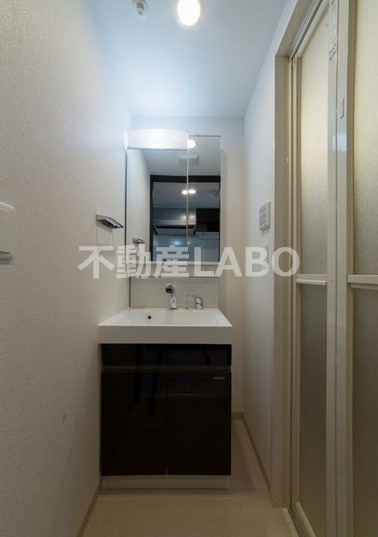 エステムコート難波ＷＥＳＴ−ＳＩＤＥVIグラッドの独立洗面台