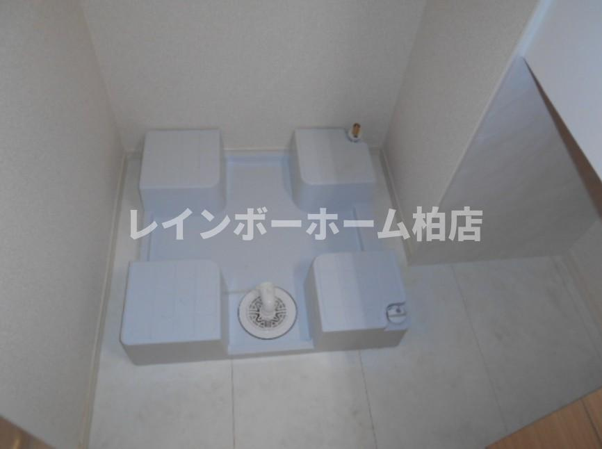 仲介手数料（賃料の1.10ヵ月）の50％OFF対象物件！の設備|室内洗濯機置き場です