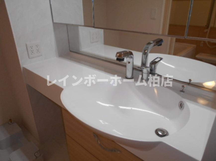 仲介手数料（賃料の1.10ヵ月）の50％OFF対象物件！の洗面所|洗髪洗面化粧台です