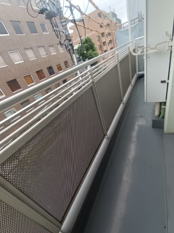 【バルコニー】