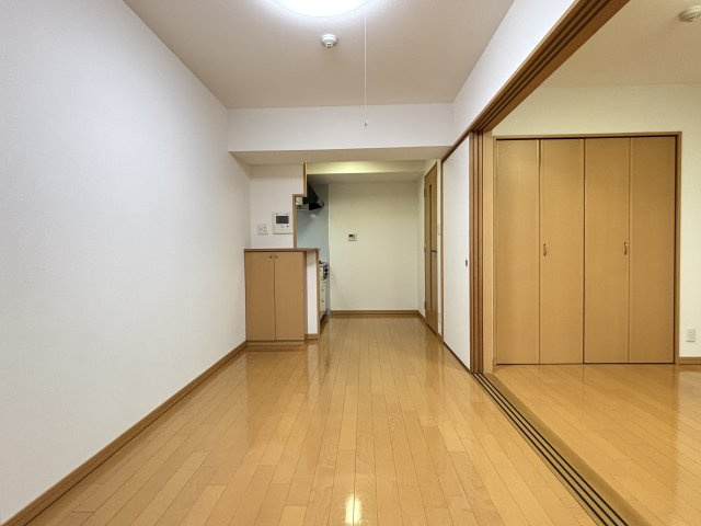 ジェイシティ八丁堀（J’city八丁堀）の居間・リビング
