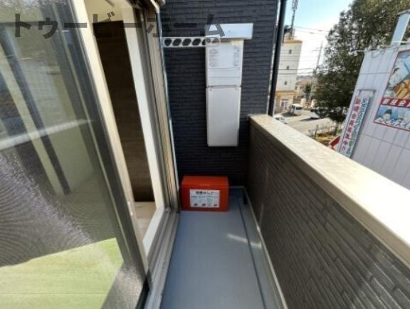 ジーメゾン入曽のバルコニー|お洗濯にも便利なバルコニー付き
