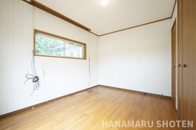 千葉市緑区誉田町中古戸建の洋室|明るい洋室です
