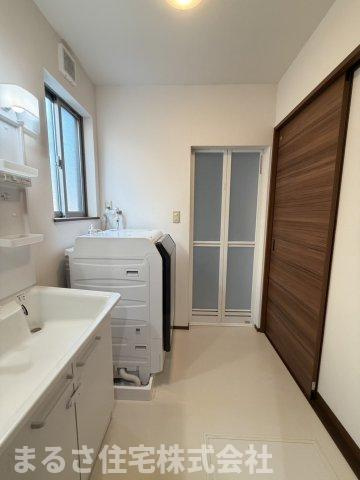 恒久3丁目　中古戸建の洗面所