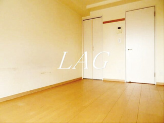【居間・リビング】 | エテルノ明大前 | 洋室のお部屋です。