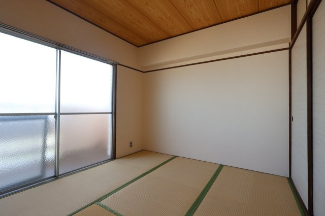 【寝室】 | メイゾン初芝