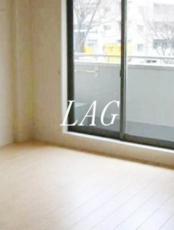 【居間・リビング】 | メゾン・ロカ | 洋室のお部屋です。