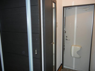 【玄関】 | Ｒビル