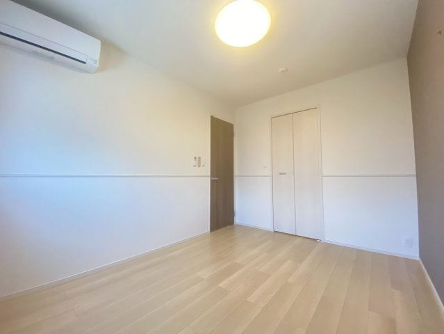 【洋室】 | 草深アパート　Ⅱ | ※同タイプの写真となります。