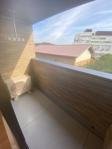 【バルコニー】 | 草深アパート　Ⅱ | ※同タイプの写真となります。