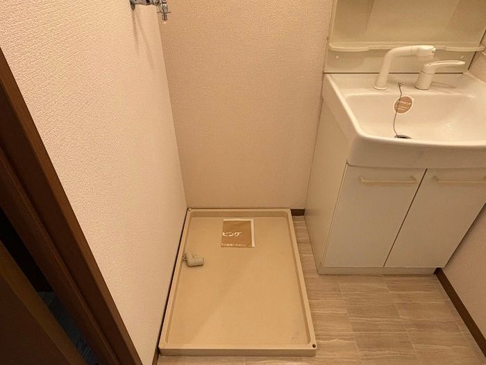 ブルーイースト　Ｂの玄関
