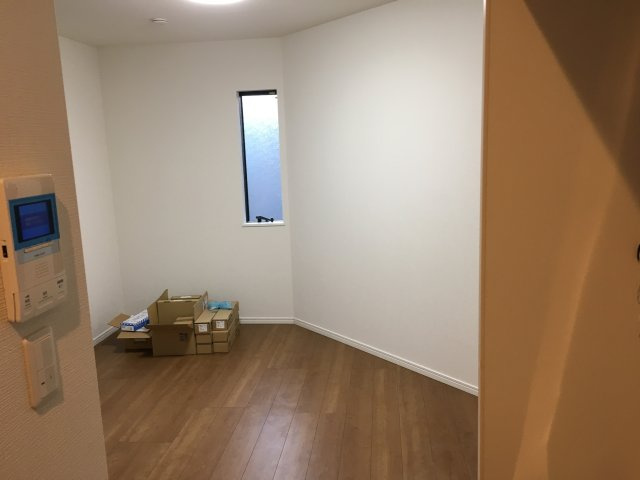 クレオ江原町の洋室|きれいな洋室です