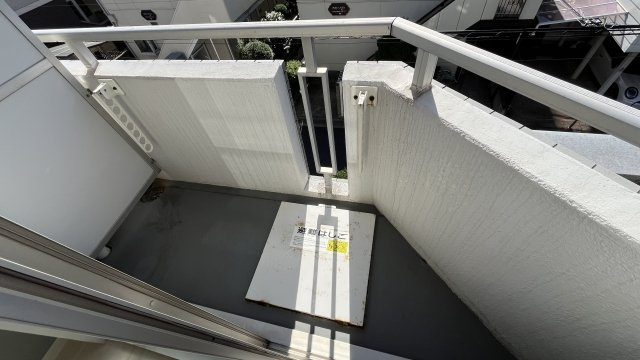 クレセール千歳烏山のバルコニー|開放的で明るい空間を演出してくれるバルコニーです