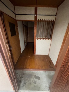 【玄関】 | 三幸荘