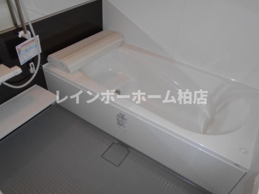 仲介手数料（賃料の1.10ヵ月）の50％OFF対象物件！の浴室|追い焚き機能・浴室乾燥機があります