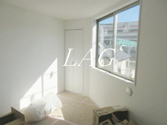 【居間・リビング】 | サンティエ六町 | 洋室のお部屋です。