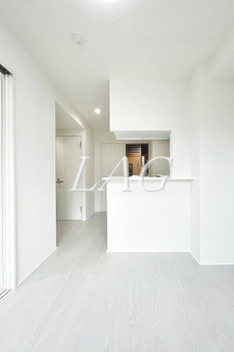 【居間・リビング】 | ｂ’ＣＡＳＡ金町ＥＡＳＴ | 洋室のお部屋です。
