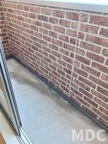 吉野川市鴨島町喜来のアパートのバルコニー