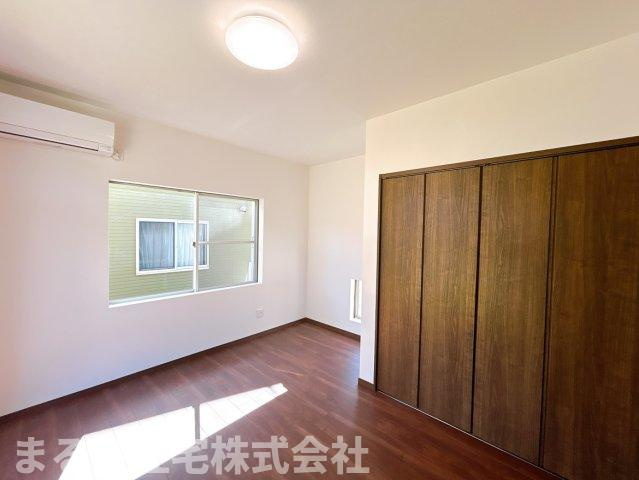 清武町今泉甲　中古戸建の洋室