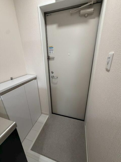 【玄関】