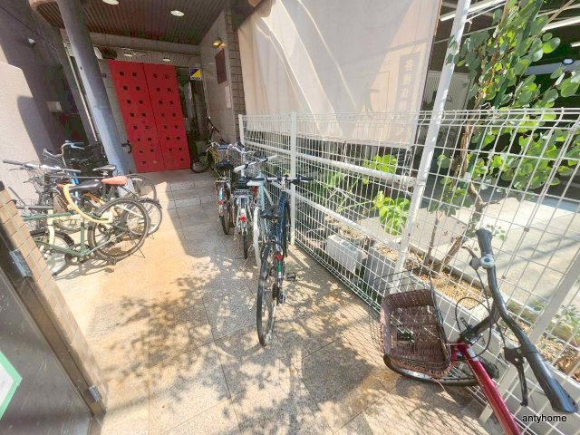 オーキッドコート西大橋　仲介手数料無料の駐車場