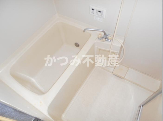 【浴室】 | サンヴィレッジ | 他号室参考写真