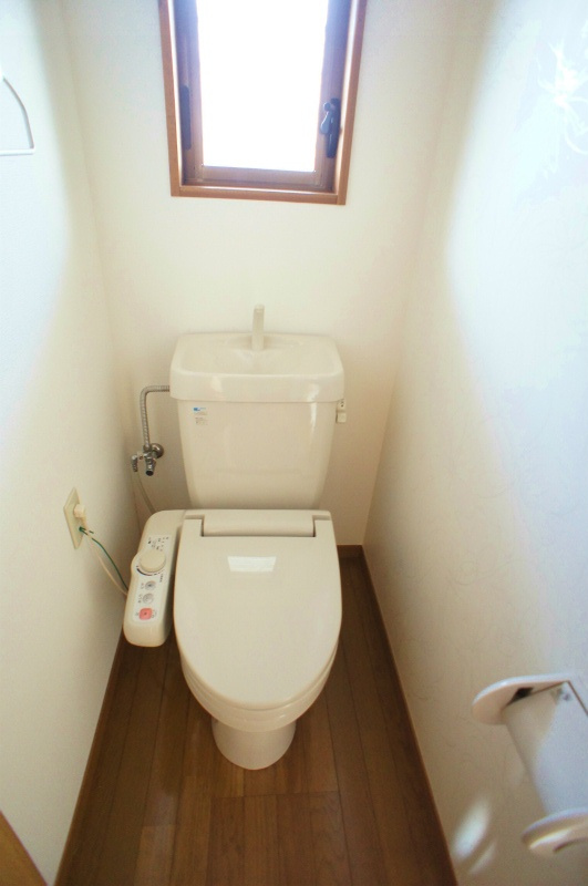 ソレイユ諏訪野のトイレ|落ち着いたトイレです