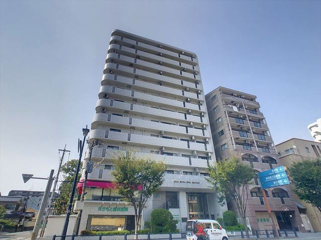 ライオンズステーションプラザ箱崎の外観
