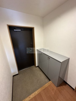 【玄関】