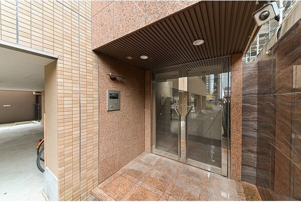 【エントランス】 | シーズンコート名駅