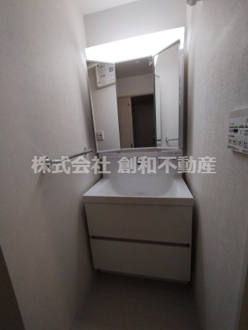 サンレジデンス西小岩の洗面所|※　参考写真　2024年3月撮影　※