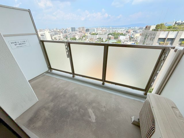 グレンパーク新大阪Ⅱのバルコニー