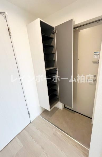 ジーメゾン柏若葉町スリール　特典：仲介手数料が無料です!!の玄関|同施工。参考写真。
