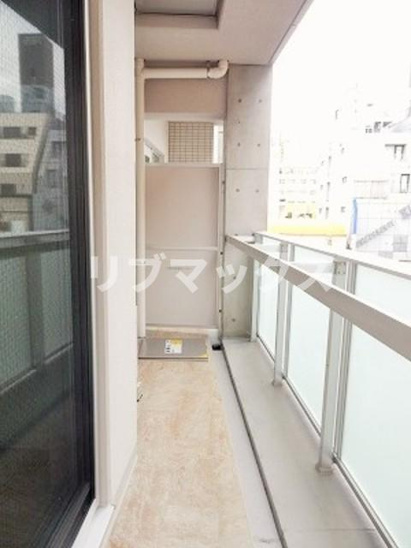 【バルコニー】アーバネックス横濱馬車道 