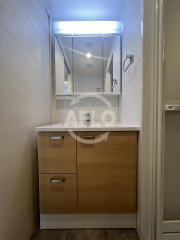 Alivis北梅田の独立洗面台|Alivis北梅田　独立洗面台