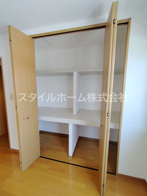 【収納】 | テラスハウス飯村南　B | イメージ写真です。