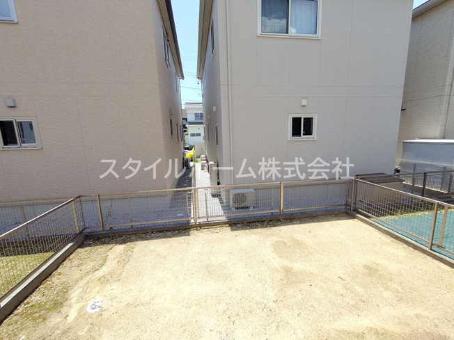 【庭】 | テラスハウス飯村南　B