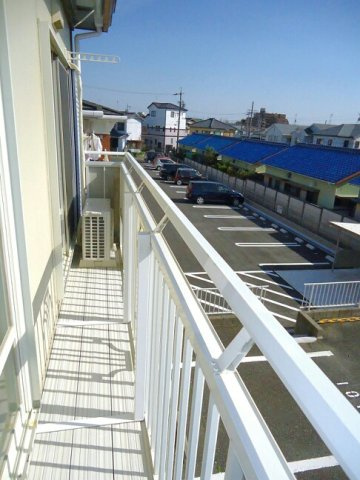 【バルコニー】 | サンシティ小野田　Ｂ | 外からの目が気にならないバルコニーで洗濯物が干せます