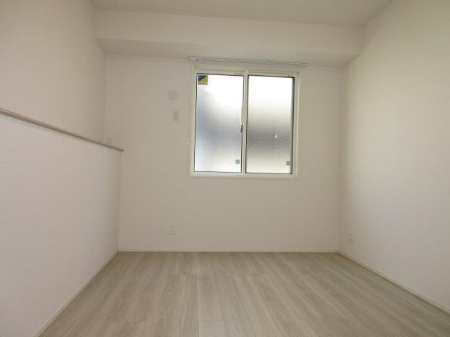 倉敷市宮前のアパートの寝室|洋室