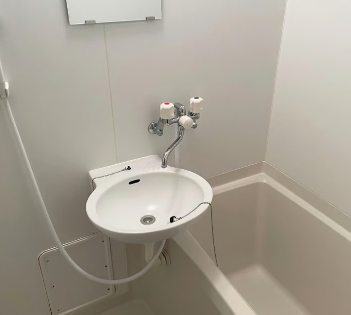 レオパレス新柏の浴室