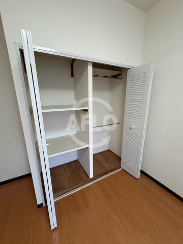 ファミール阿波座　本田小学校区の収納|ファミール阿波座　洋室