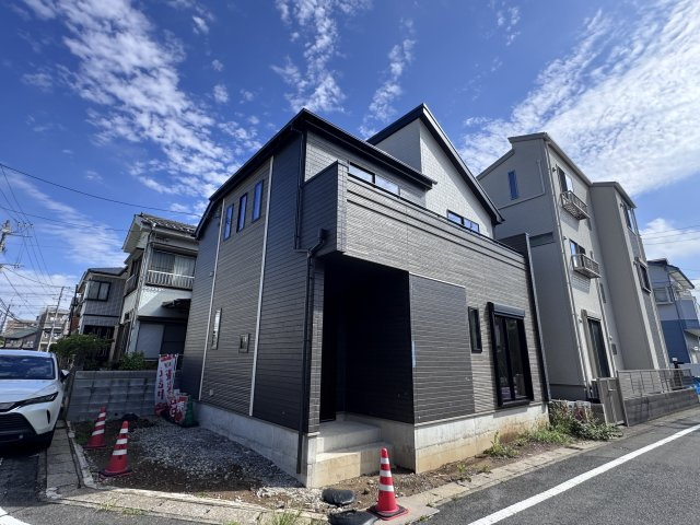 市川市田尻５丁目新築戸建の外観|完成済み内覧可能です！！