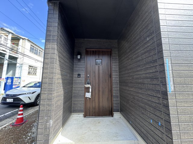 市川市田尻５丁目新築戸建のエントランス|エントランス・玄関ポーチ