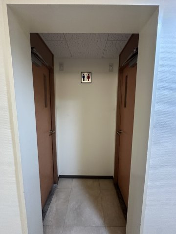 青山ビル本館4階のトイレ