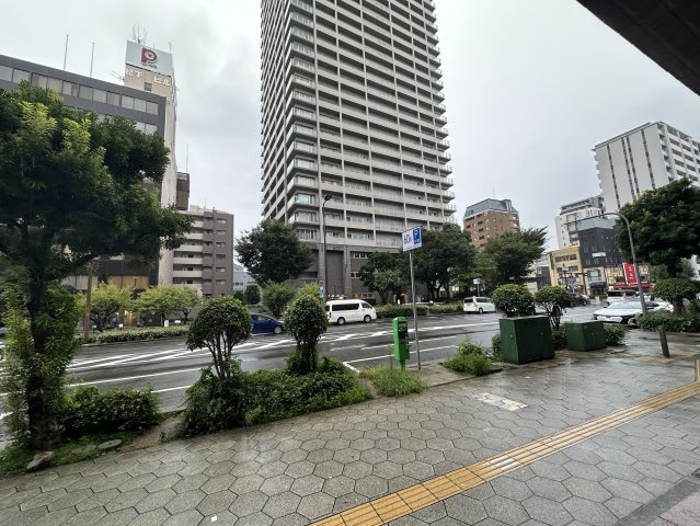 青山ビル本館4階の周辺