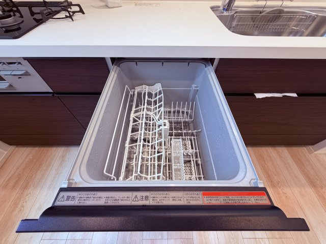 【キッチン】 | 練馬区北町１丁目　新築戸建て | 面倒な食器洗いをお任せできる、便利なビルトイン食洗機