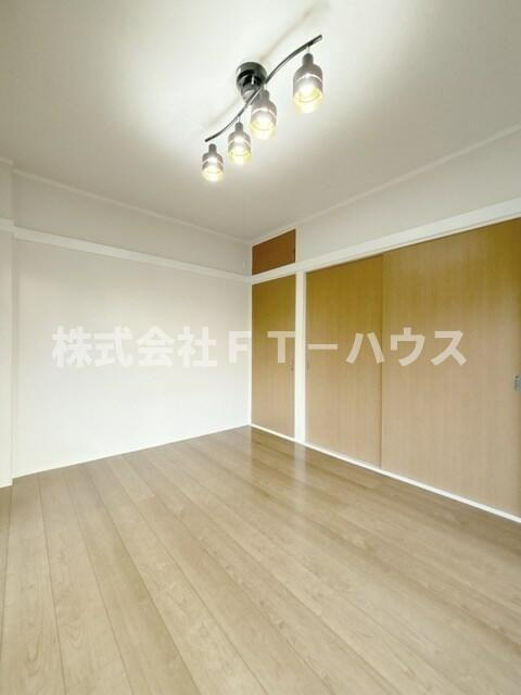 メゾン市川の寝室